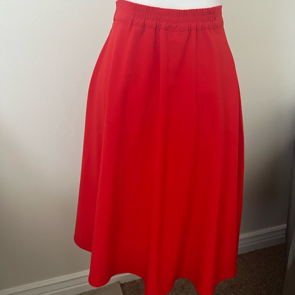 MODCLOTH | Red Midi Circle Skirt - Picture 5 of 10